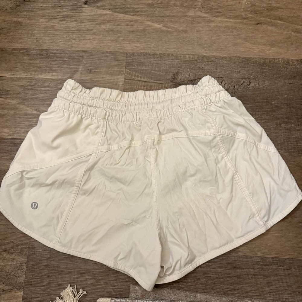 Lululemon Track That Short - Size 6 - White